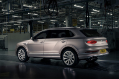 check_how_the_new_bentley_bentayga_could_be_if_the_mulliner_batur_inspired_it_04